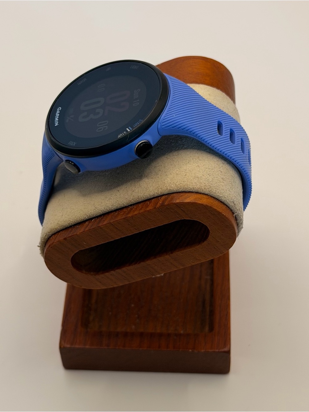 Garmin Forerunner 45s, Blue, Charger Included, Read Please - Picture 6 of 7
